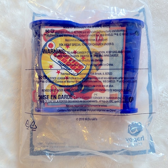 New McDonald’s Justice League Binoculars - Picture 2 of 3